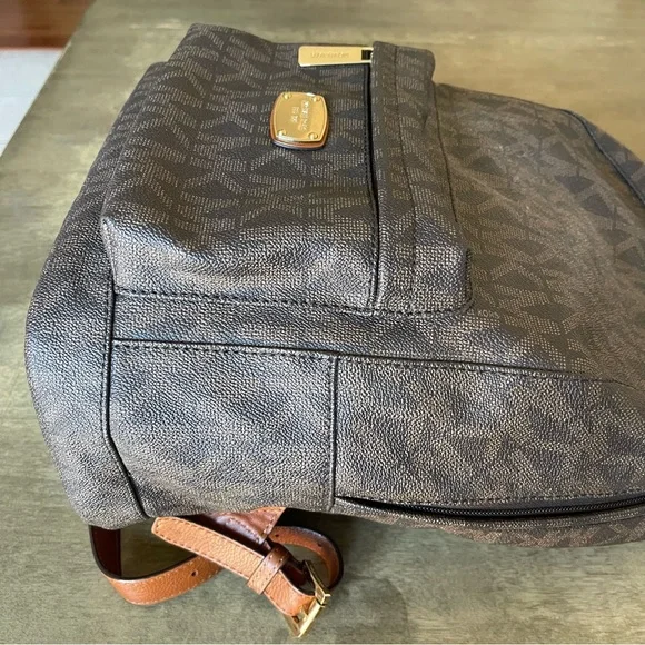 Michael Kors Dark Brown Monogram large Backpack - Picture 7 of 16